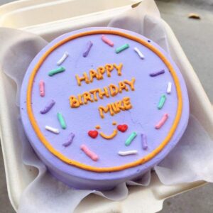 Bánh kem mặt cười 3 Banh kem 6 600x599 1